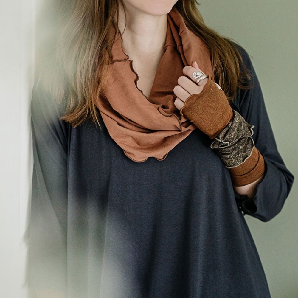 Suger Anglerox women's one size fits most scarf/dress/skirt- navy, cream, almond